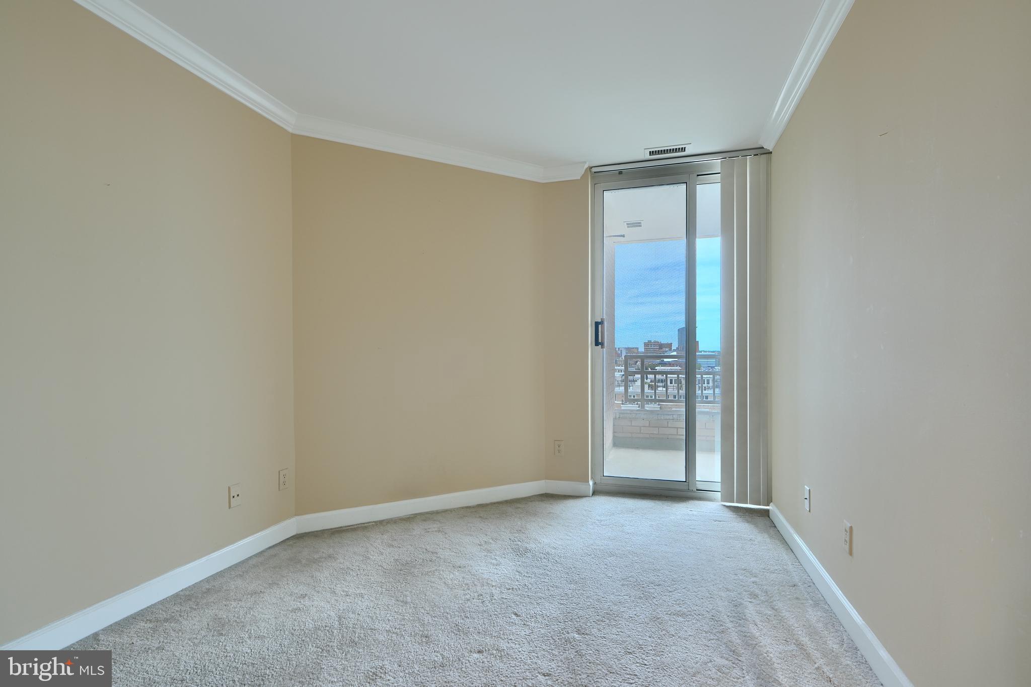100 Harborview Drive, Unit 609 Baltimore, MD 21230 - Photo 18 of 45 a view of an empty room