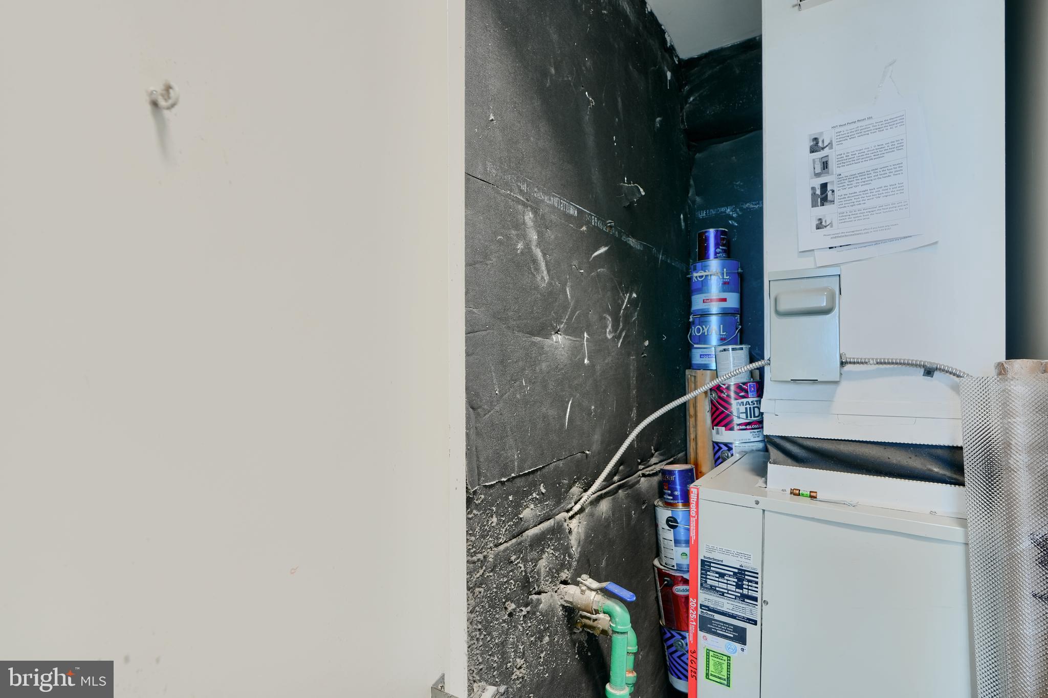 100 Harborview Drive, Unit 609 Baltimore, MD 21230 - Photo 25 of 45