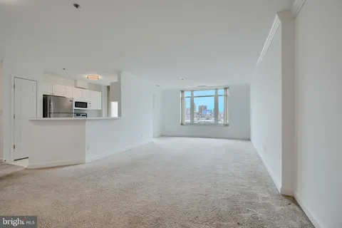 $229,900 | 100 Harborview Drive, Unit 609, Baltimore, MD 21230
