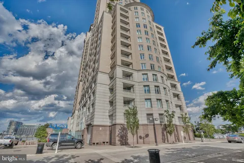 $229,900 | 100 Harborview Drive, Unit 609, Baltimore, MD 21230
