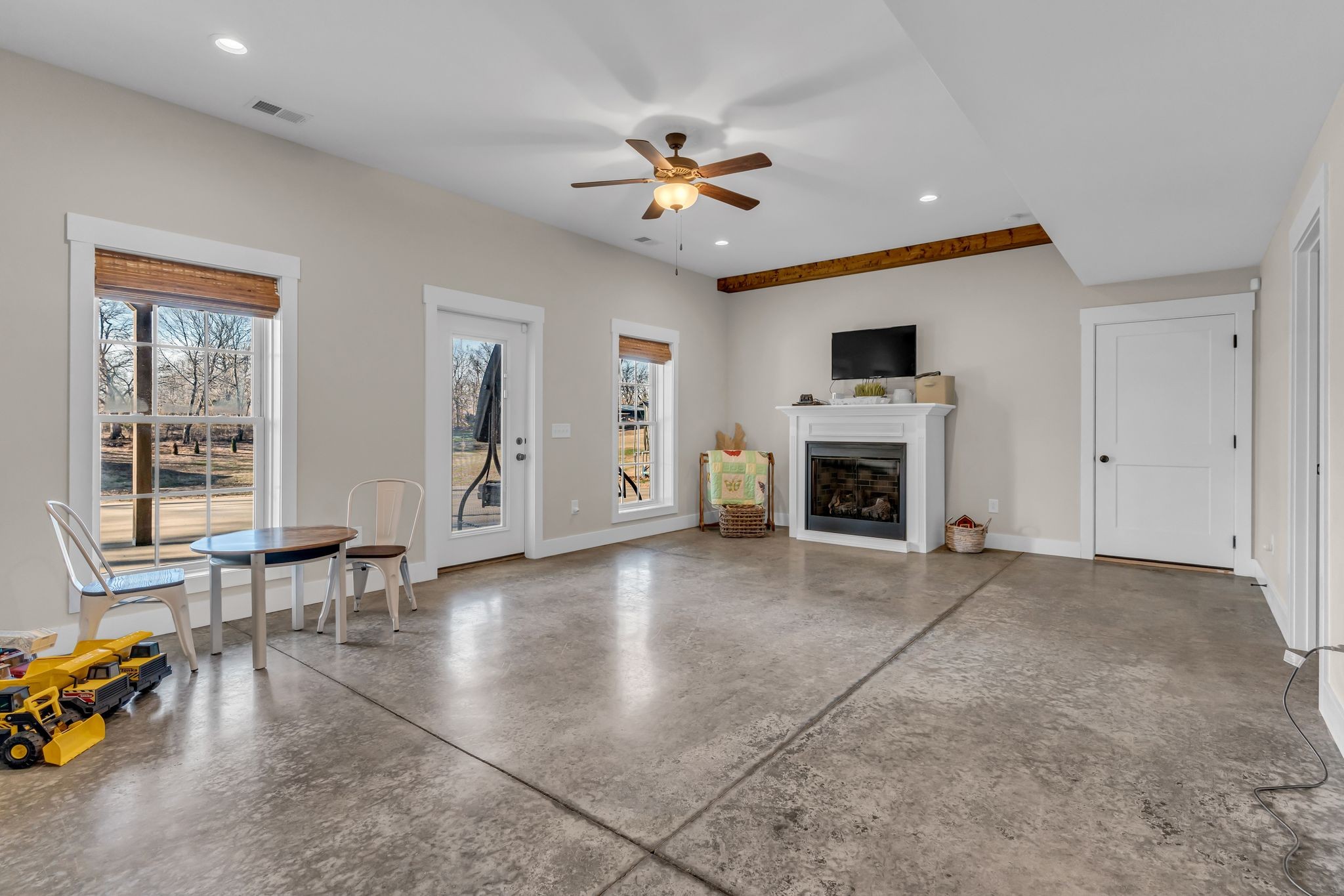 5574 Dowlen Road Cedar Hill, TN 37032 - Photo 39 of 59