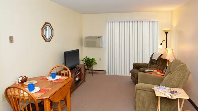 $350 | 2001 Washington Street, Aliquippa, PA 15001