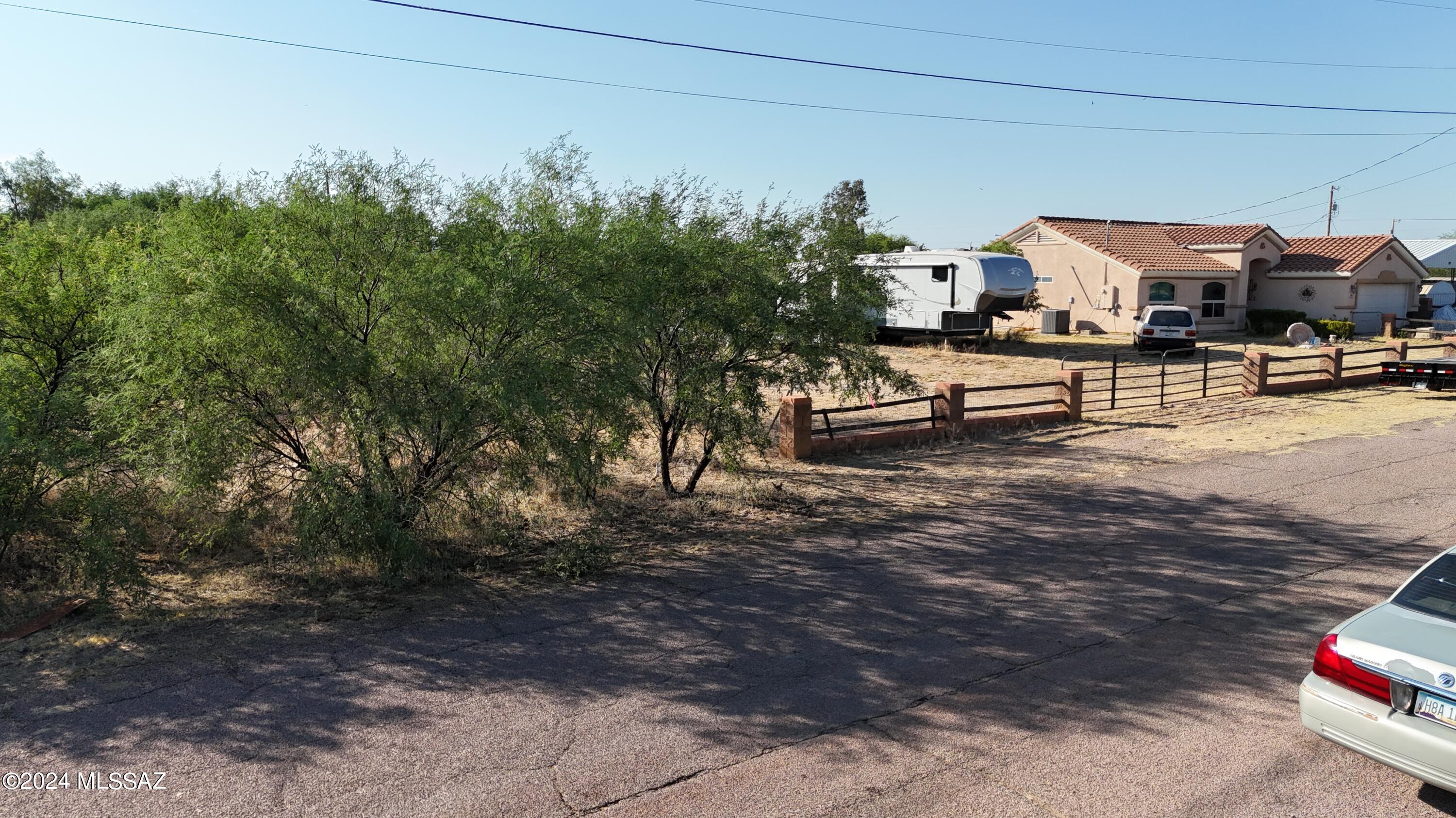 67 Círculo Cortez, Unit 4 Rio Rico, AZ 85648 - Photo 5 of 12