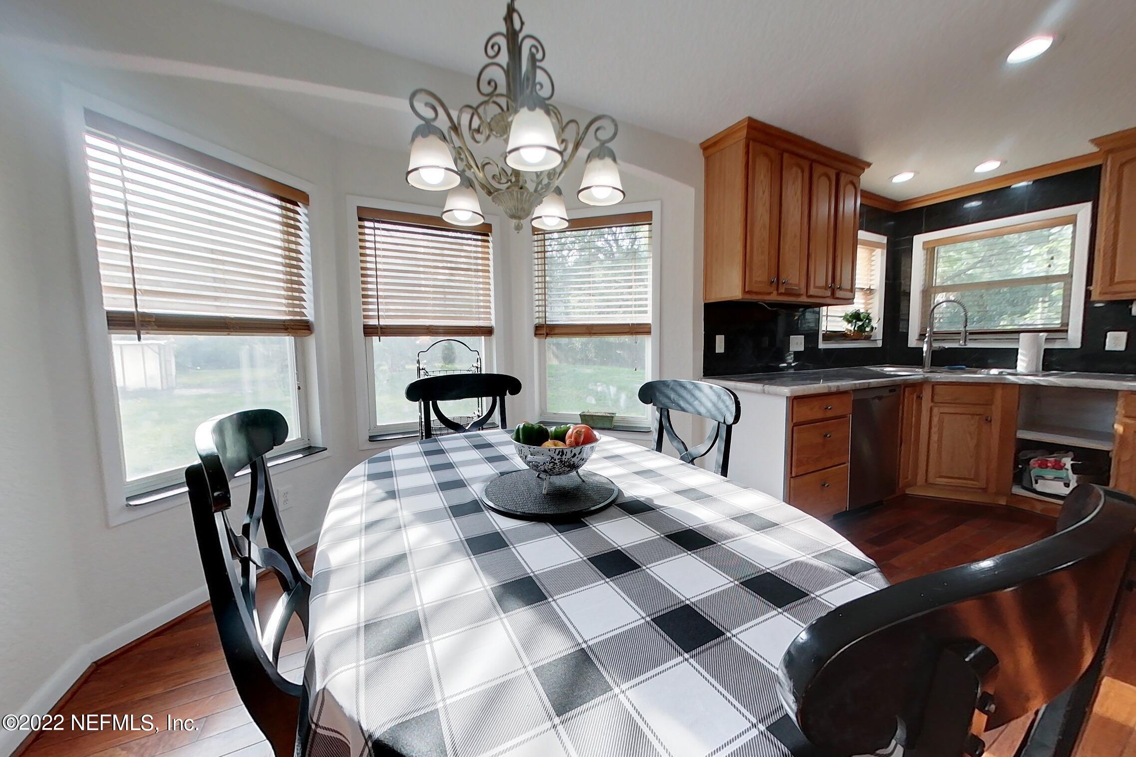 11572 Young Road Jacksonville, FL 32218 - Photo 13 of 36 dining area
