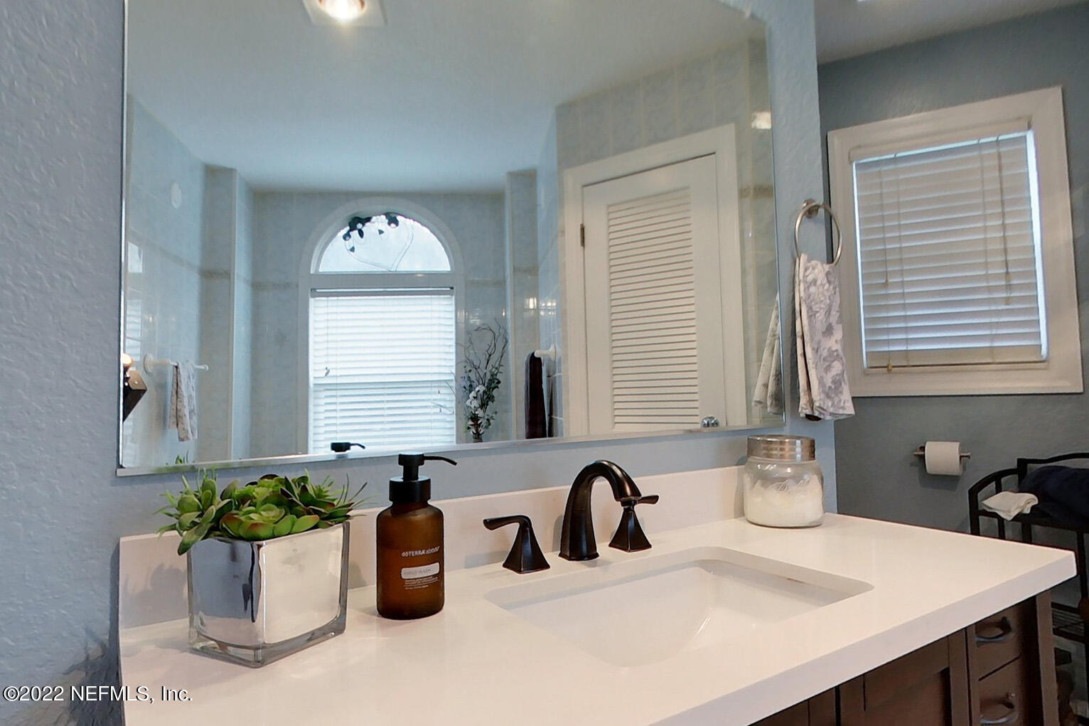 11572 Young Road Jacksonville, FL 32218 - Photo 27 of 36 Owner bathroom