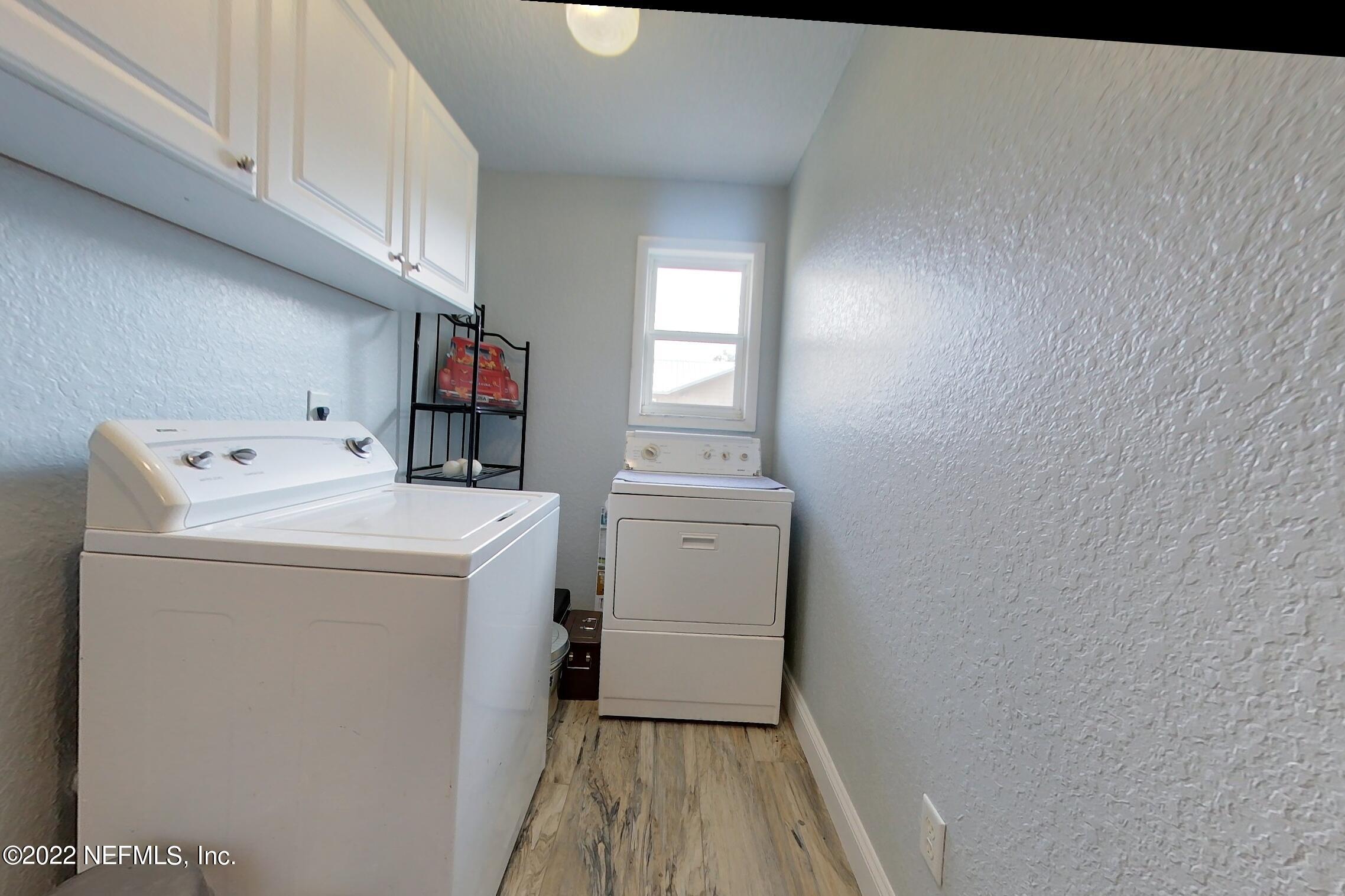 11572 Young Road Jacksonville, FL 32218 - Photo 35 of 36 Laundry