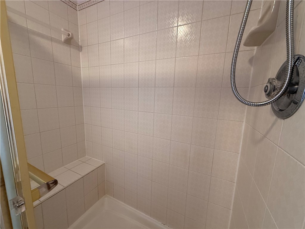4739 South Ayers Road Newstead, NY 14001 - Photo 42 of 50 bathroom attached to primary bedroom