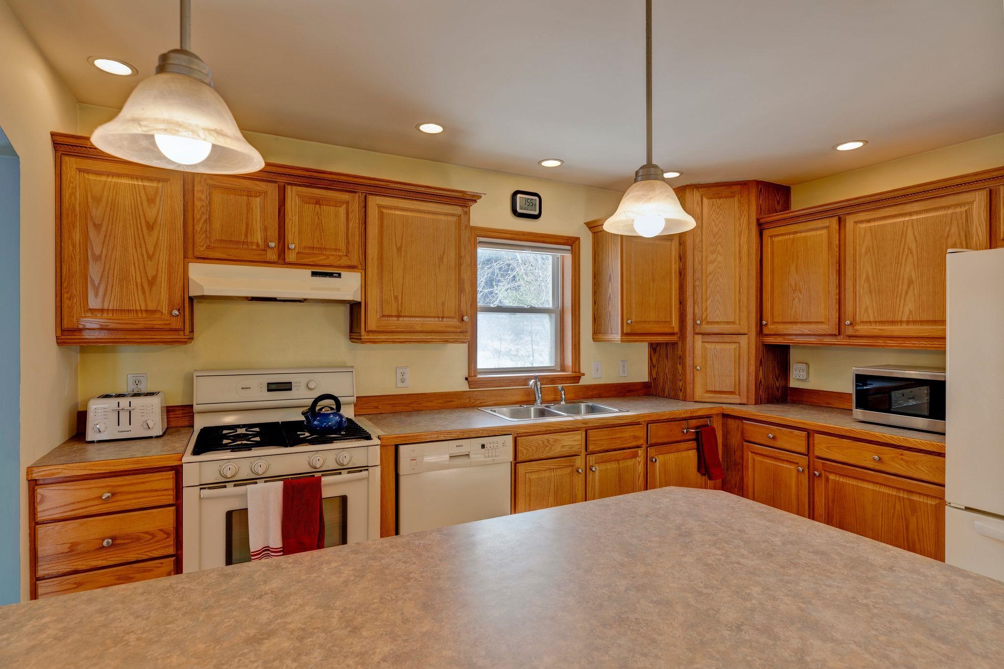 313 Old Stagecoach Road Newbury, VT 05033 - Photo 8 of 19 Gallery Image 8