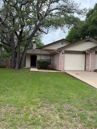 $1,650 | 8009 Tuscarora Trail, Unit A, Austin, TX 78729