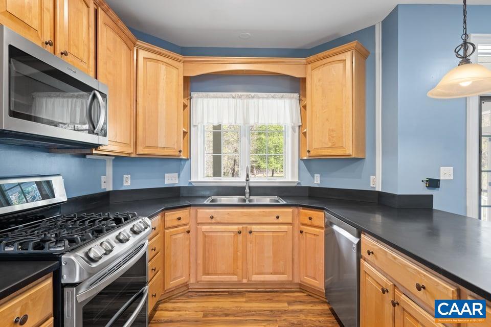 3627 Hardware Road Scottsville, VA 24590 - Photo 28 of 74