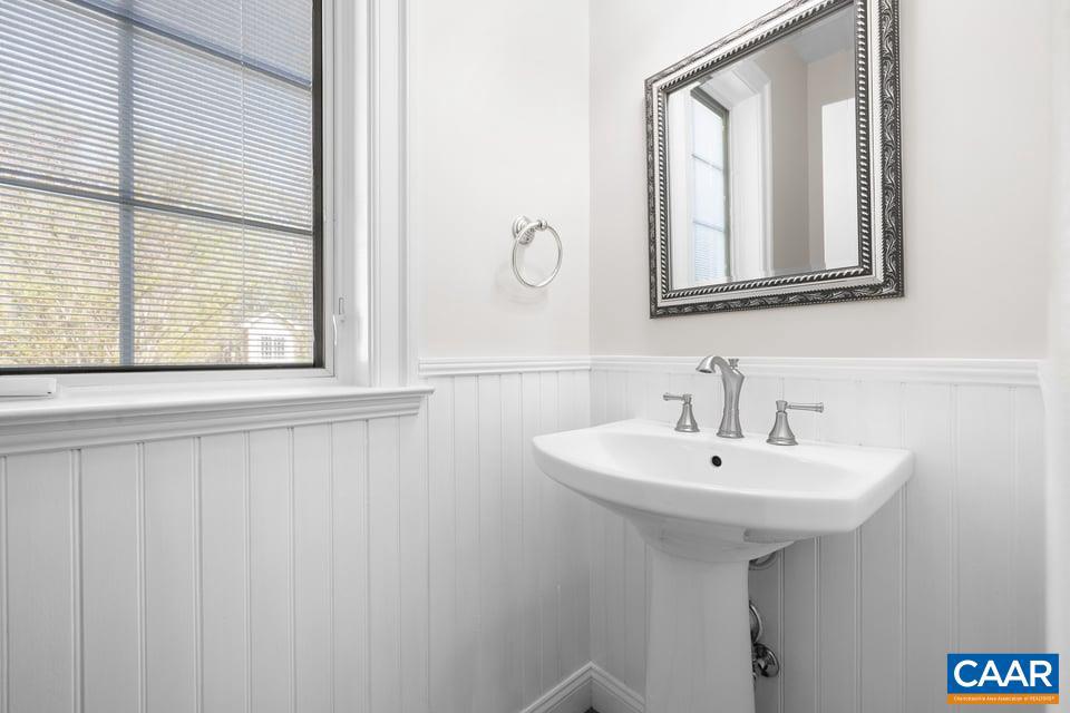 3627 Hardware Road Scottsville, VA 24590 - Photo 35 of 74