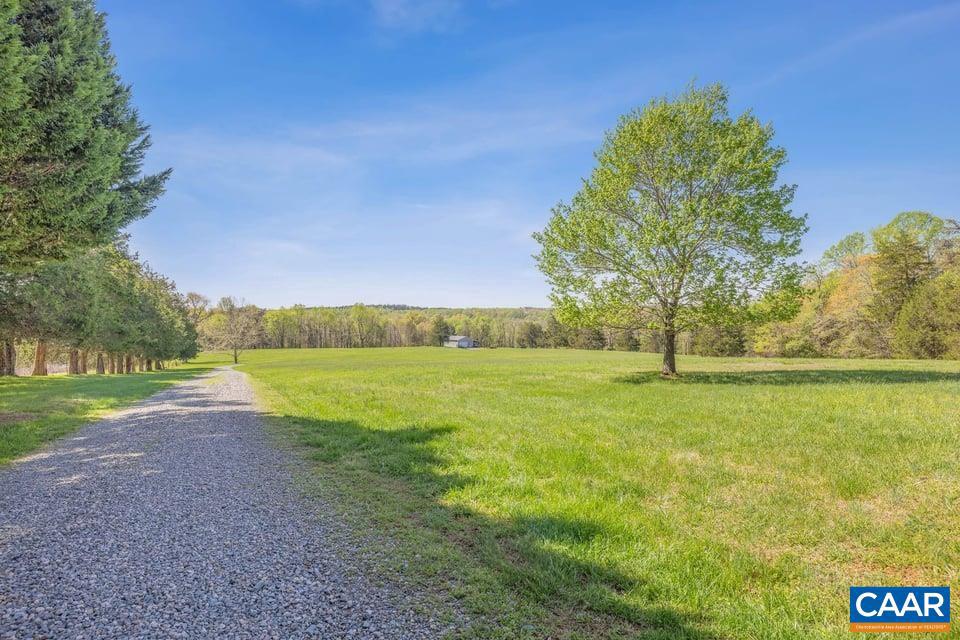 3627 Hardware Road Scottsville, VA 24590 - Photo 5 of 74