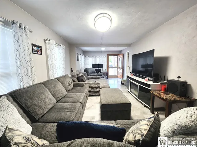 $210,000 | 267 King Street, Dunkirk, NY 14048