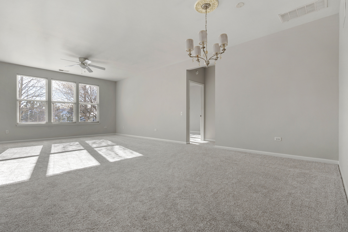 2982 Ravinia Circle Mundelein, IL 60060 - Photo 12 of 37