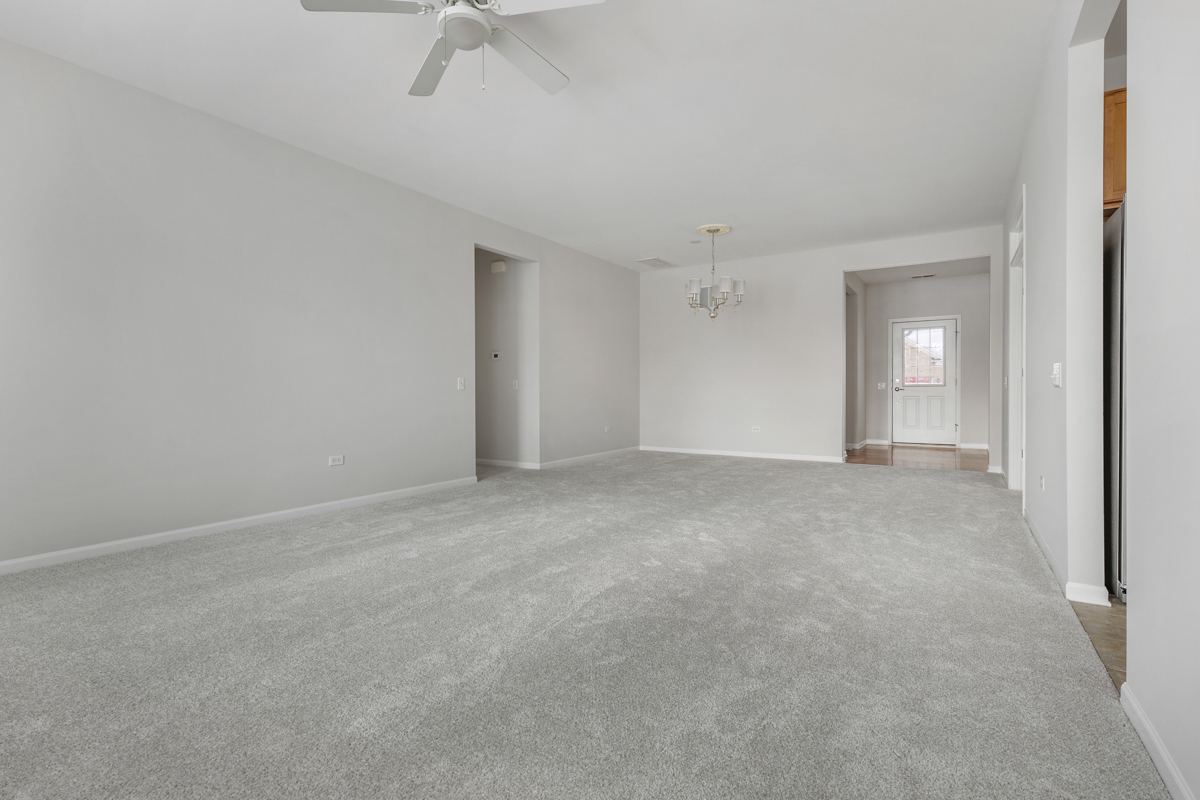 2982 Ravinia Circle Mundelein, IL 60060 - Photo 14 of 37