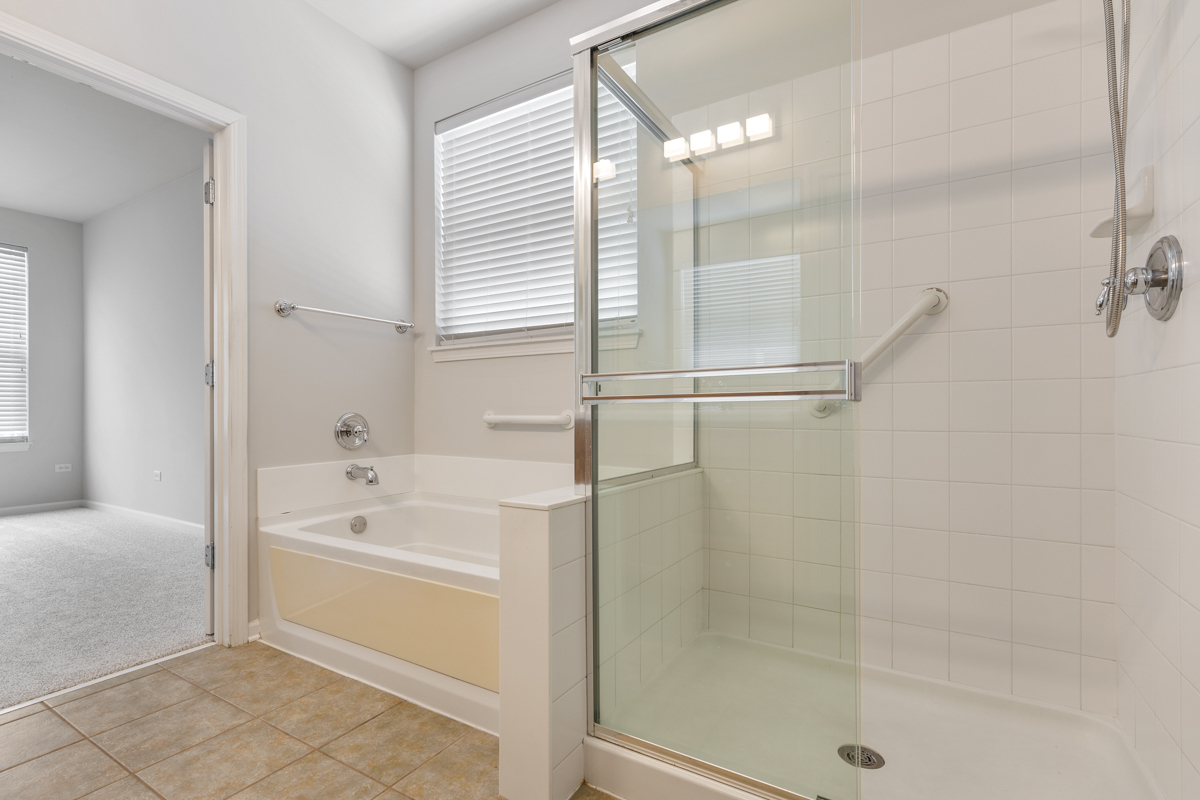 2982 Ravinia Circle Mundelein, IL 60060 - Photo 24 of 37