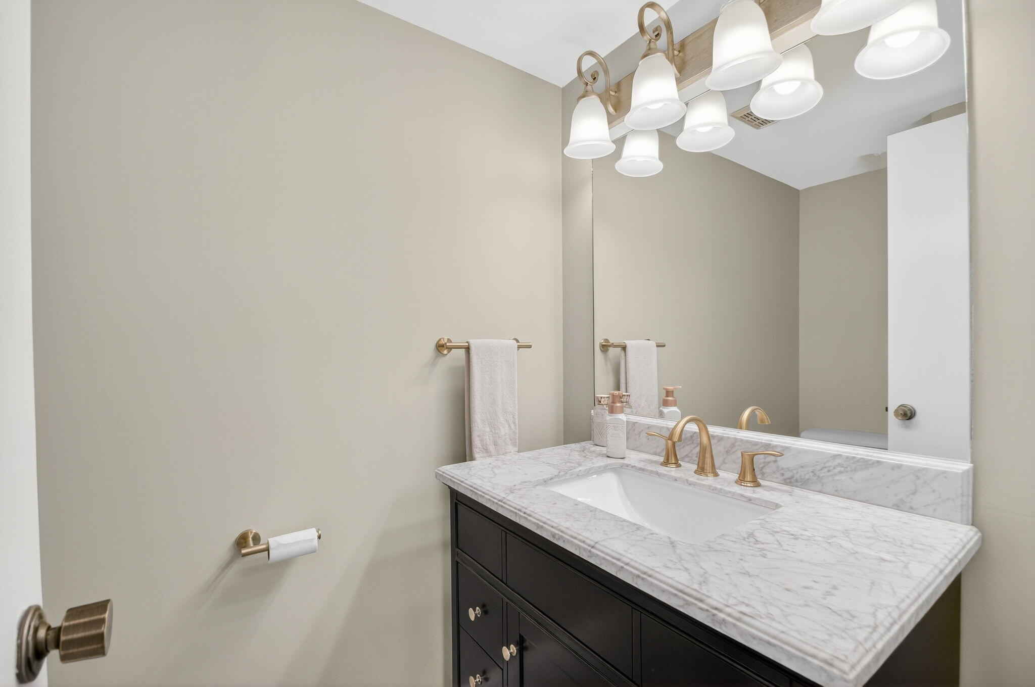 335 Pine Ridge Circle, Unit A2 Greenacres, FL 33463 - Photo 17 of 26 32-web-or-mls-DSC_4895