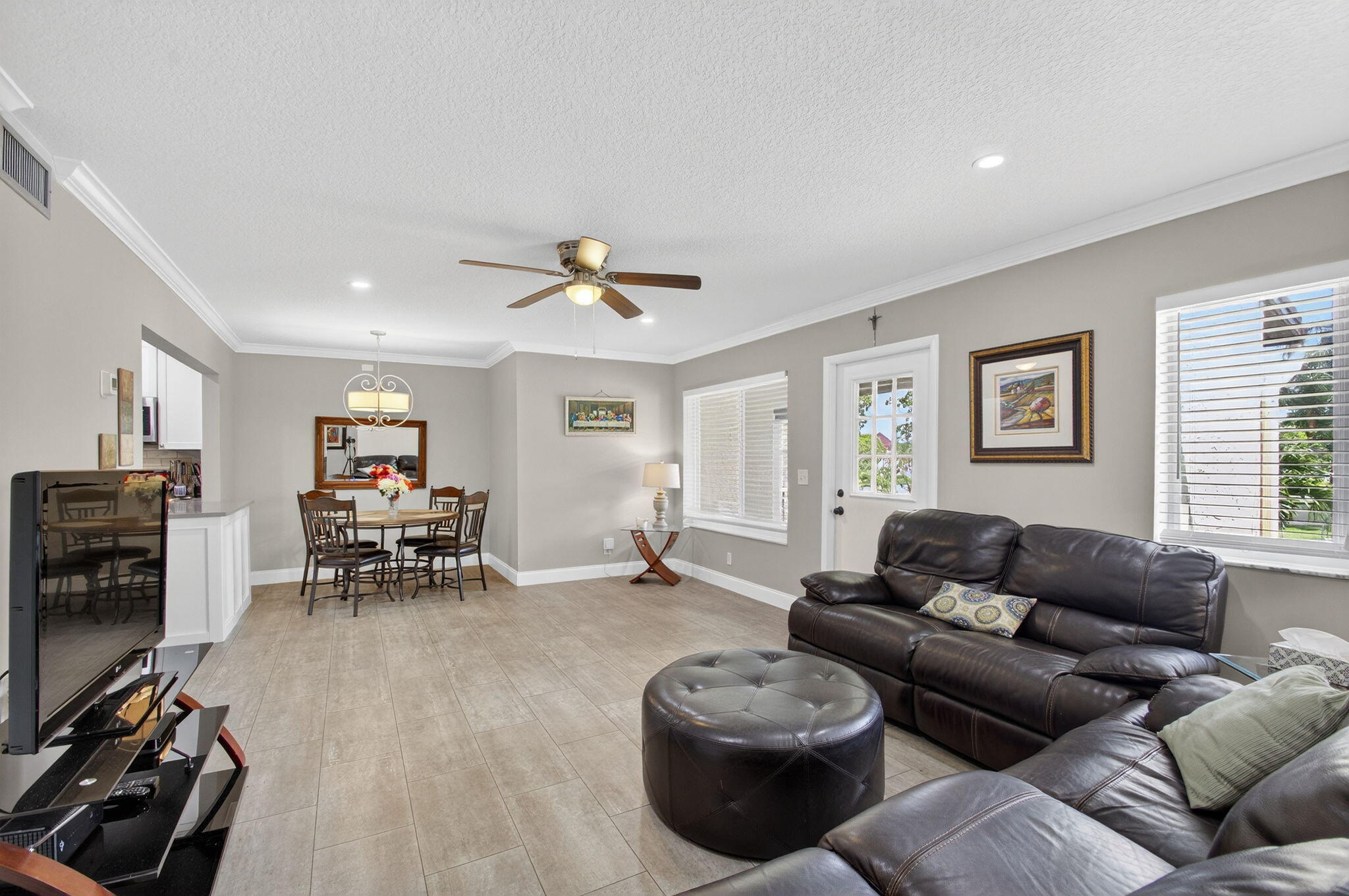 335 Pine Ridge Circle, Unit A2 Greenacres, FL 33463 - Photo 9 of 26 23-web-or-mls-DSC_4846