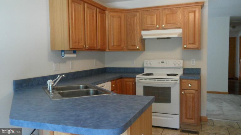 3598 2nd Avenue Edgewater, MD 21037 - Photo 18 of 19 Kitchen