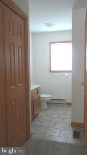 3598 2nd Avenue Edgewater, MD 21037 - Photo 3 of 19 Bath (Master)