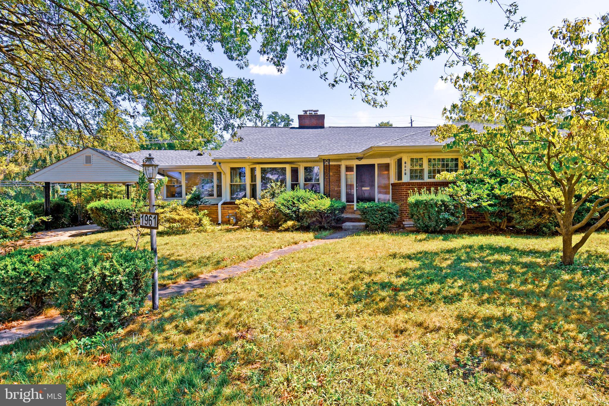 1961 Seminary Road Silver Spring, MD 20910 - Photo 3 of 57