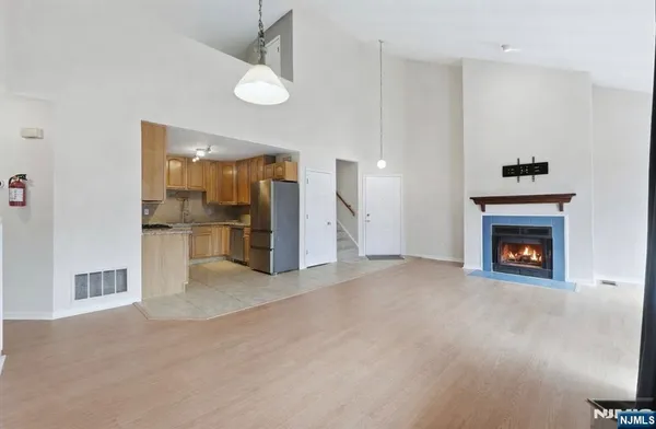 $3,200 | 244 Mulberry Road, Unit 7, Ramsey, NJ 07446