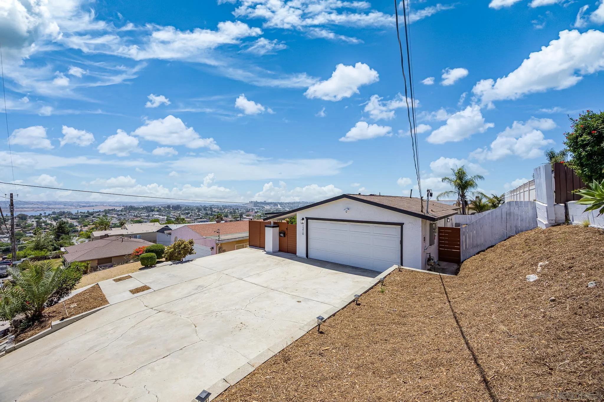 1210 Maria Avenue Spring Valley, CA 91977 - Photo 4 of 39 Gallery Image 4