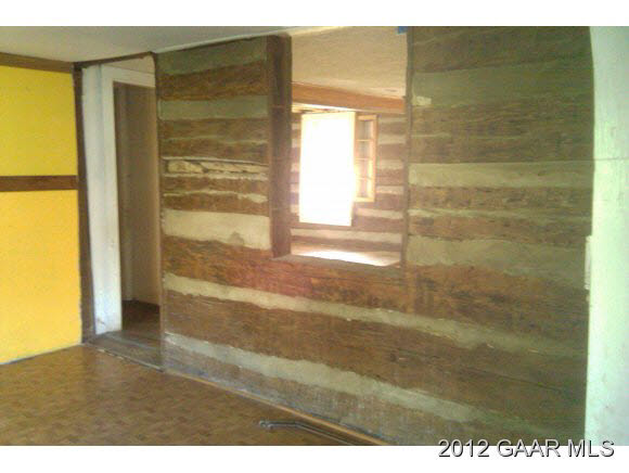 6270 Middlebrook Road Middlebrook, VA 24459 - Photo 10 of 17 a view of an empty room and window