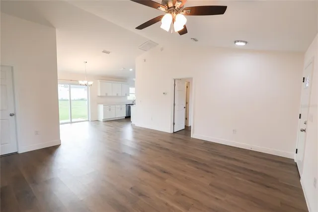 $1,900 | 3527 Southwest 149th Terrace, Ocala, FL 34481