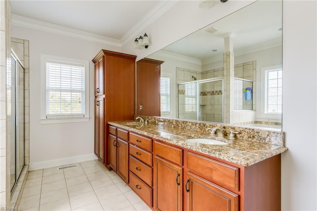 6679 Ridge Run Court Clemmons, NC 27012 - Photo 13 of 30 Gallery Image 13
