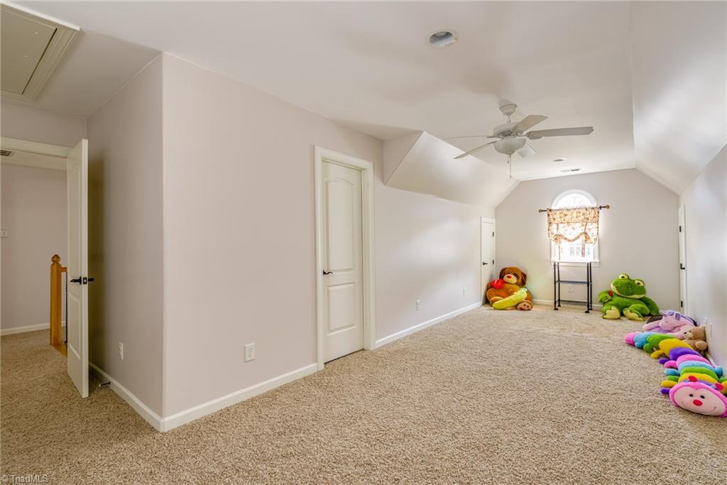 6679 Ridge Run Court Clemmons, NC 27012 - Photo 15 of 30 Gallery Image 15