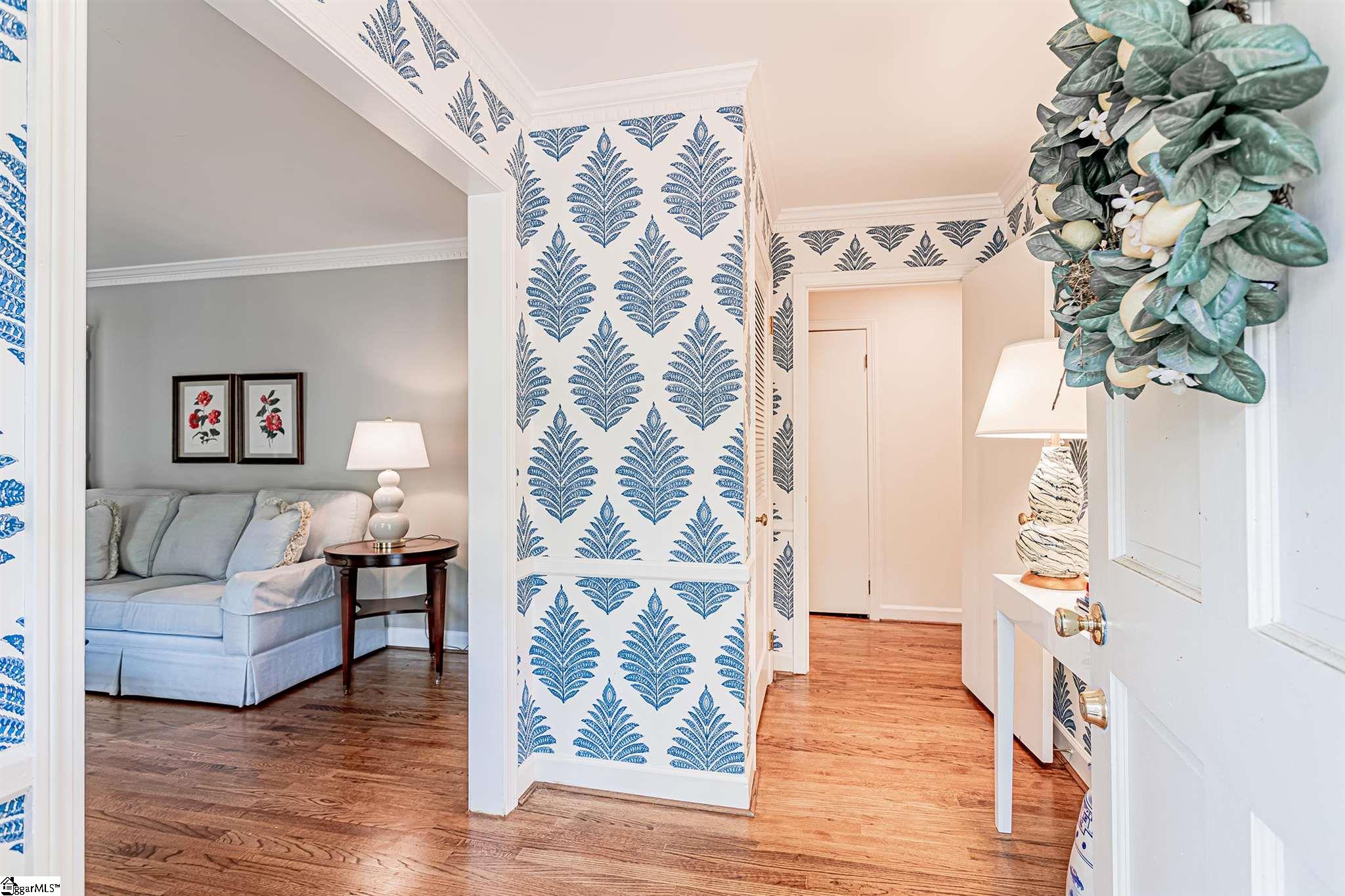 10 Queensbury Road Greenville, SC 29617 - Photo 8 of 32 Gallery Image 8