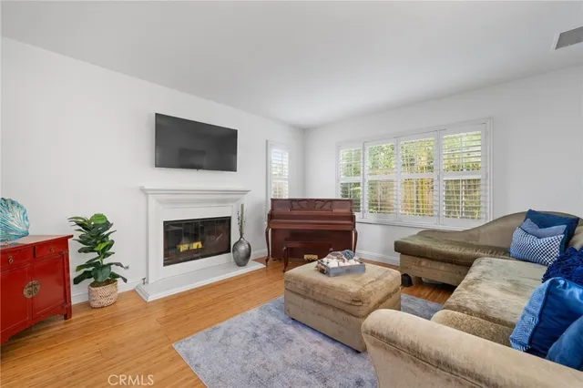 $2,199,888 | 40 Waterspout, Irvine, CA 92620