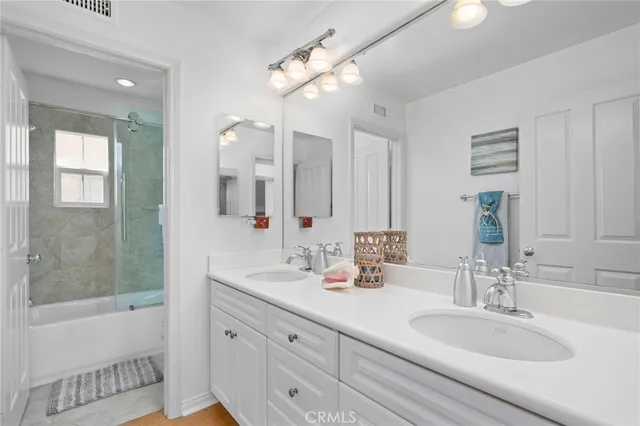 $2,199,888 | 40 Waterspout, Irvine, CA 92620