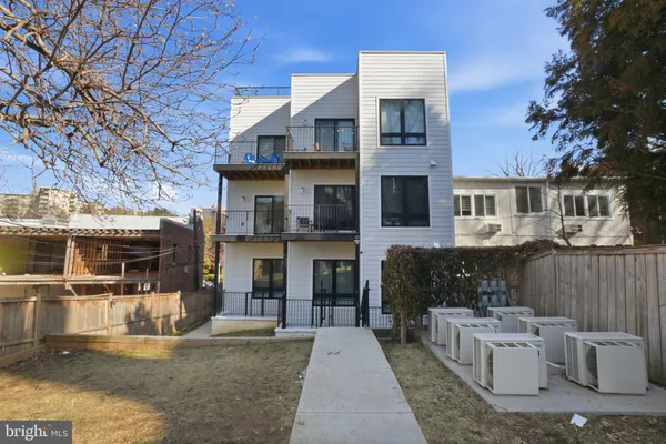 $650,000 | 2642 39th Street Northwest, Unit 6, Washington, DC 20007