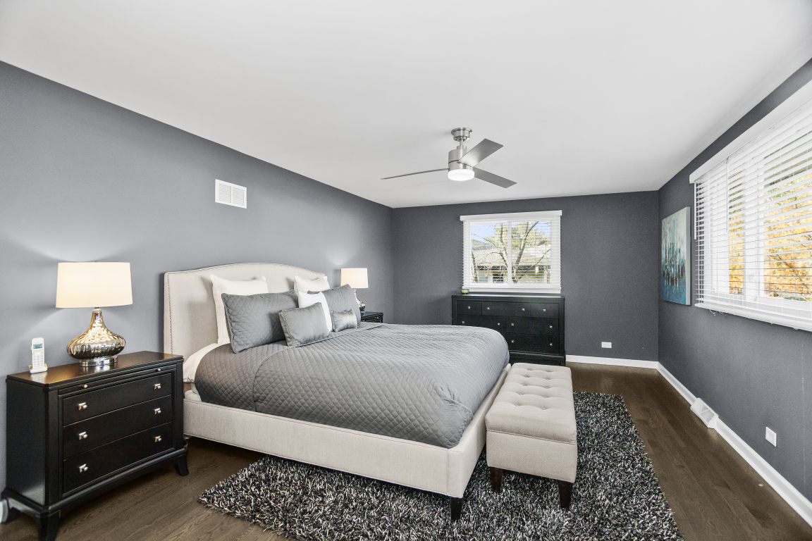 1845 Smith Road Northbrook, IL 60062 - Photo 22 of 38 a bedroom with a bed and window
