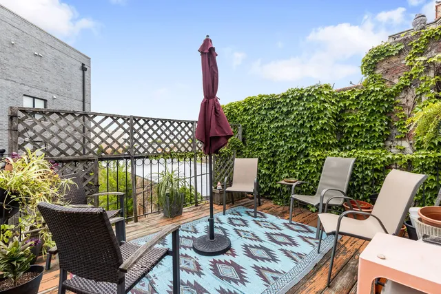 $1,000,000 | 1310 North Clybourn Avenue, Chicago, IL 60610