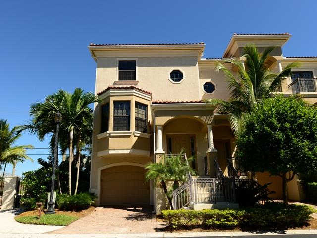 101 Del Sol Circle, Unit 101 Tequesta, FL 33469 - Photo 2 of 9 terrace1
