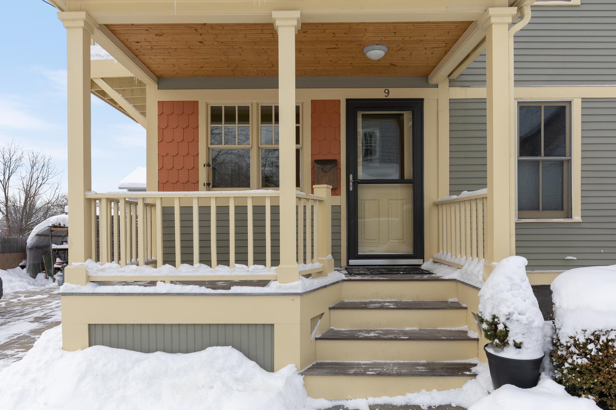 9 Spruce Court Burlington, VT 05401 - Photo 3 of 42