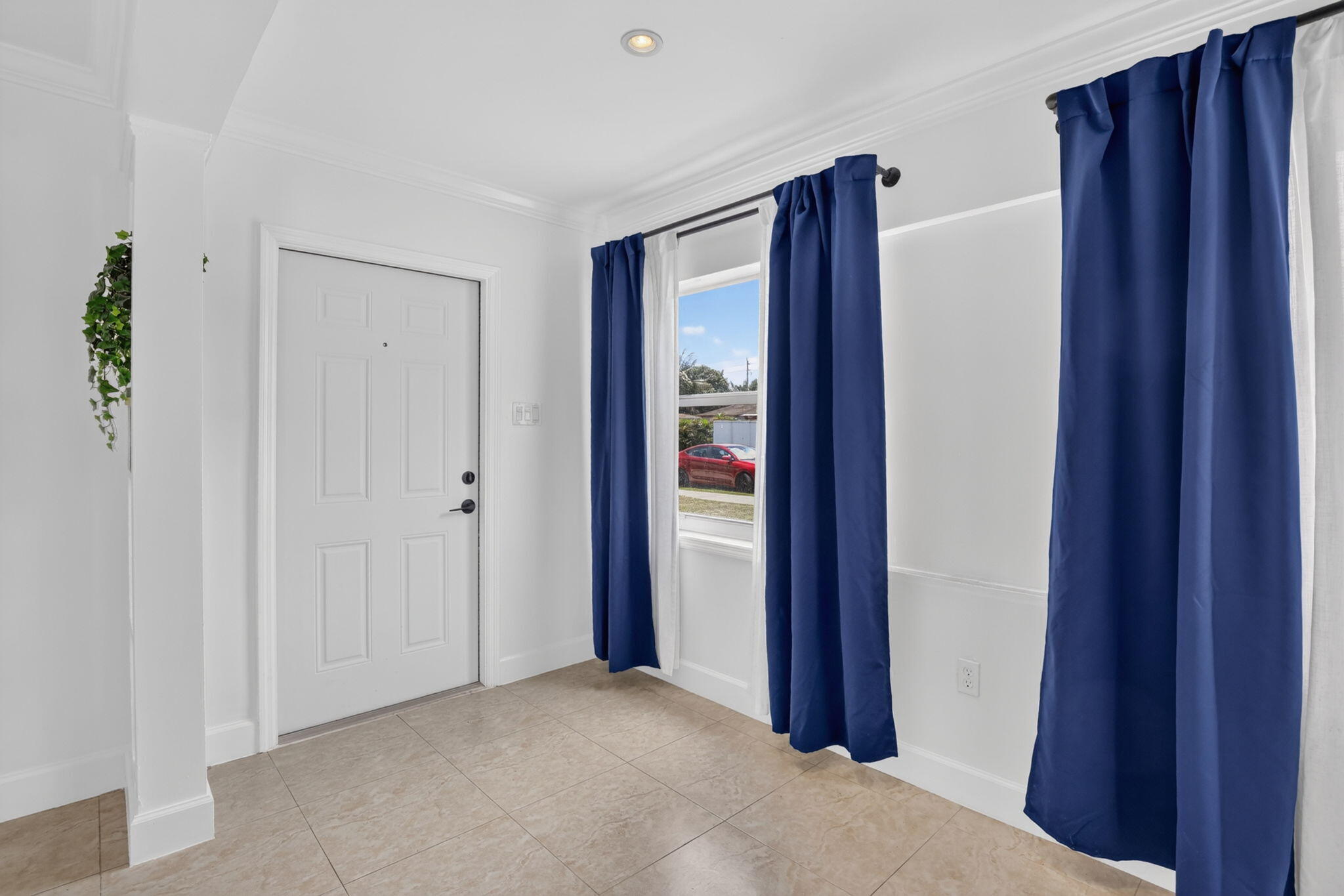 2427 Harding Street Hollywood, FL 33020 - Photo 9 of 38 6-web-or-mls-_A7A1421