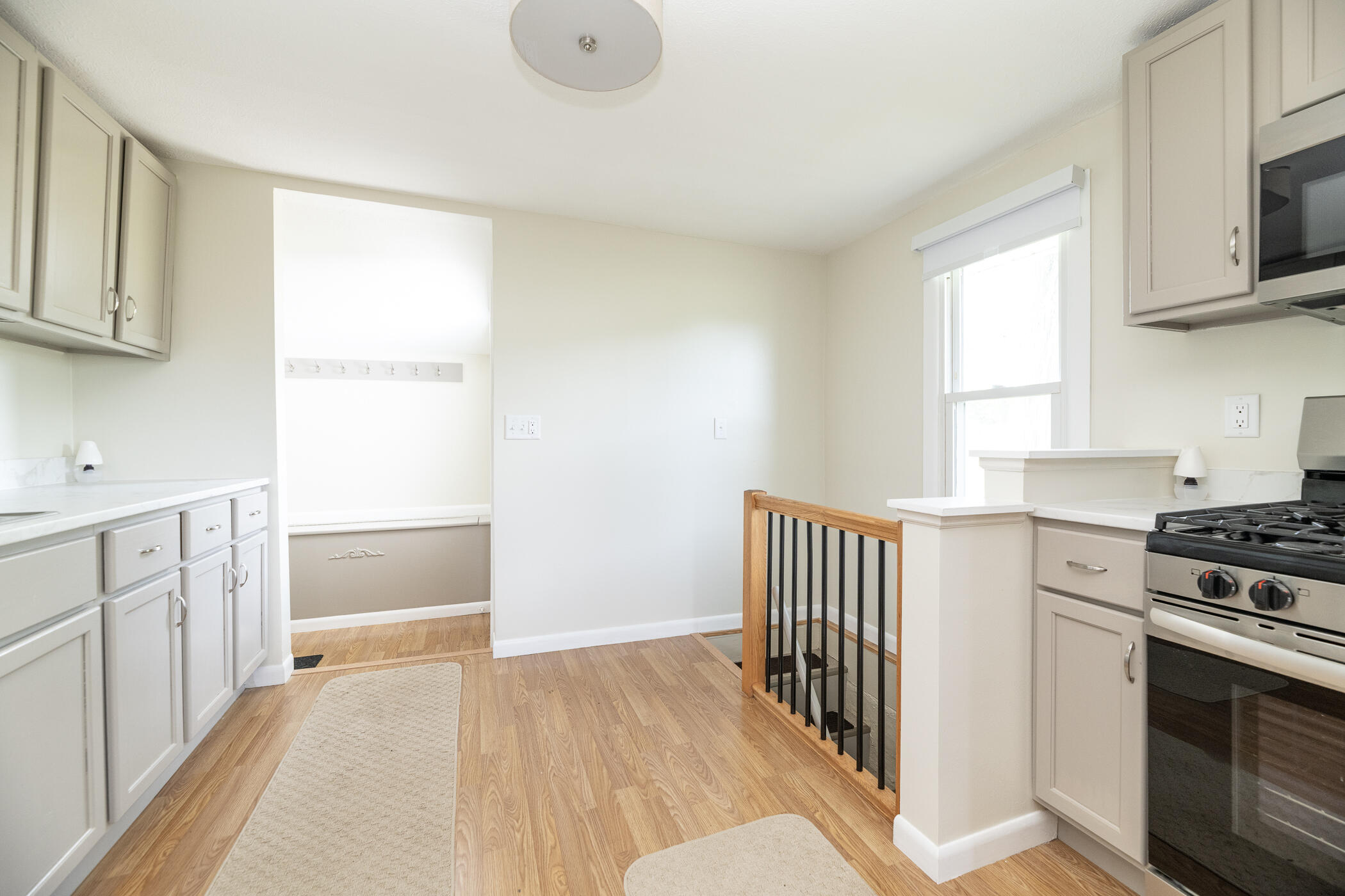 810 South Constantine Street Three Rivers, MI 49093 - Photo 12 of 39 810 Constantine-6