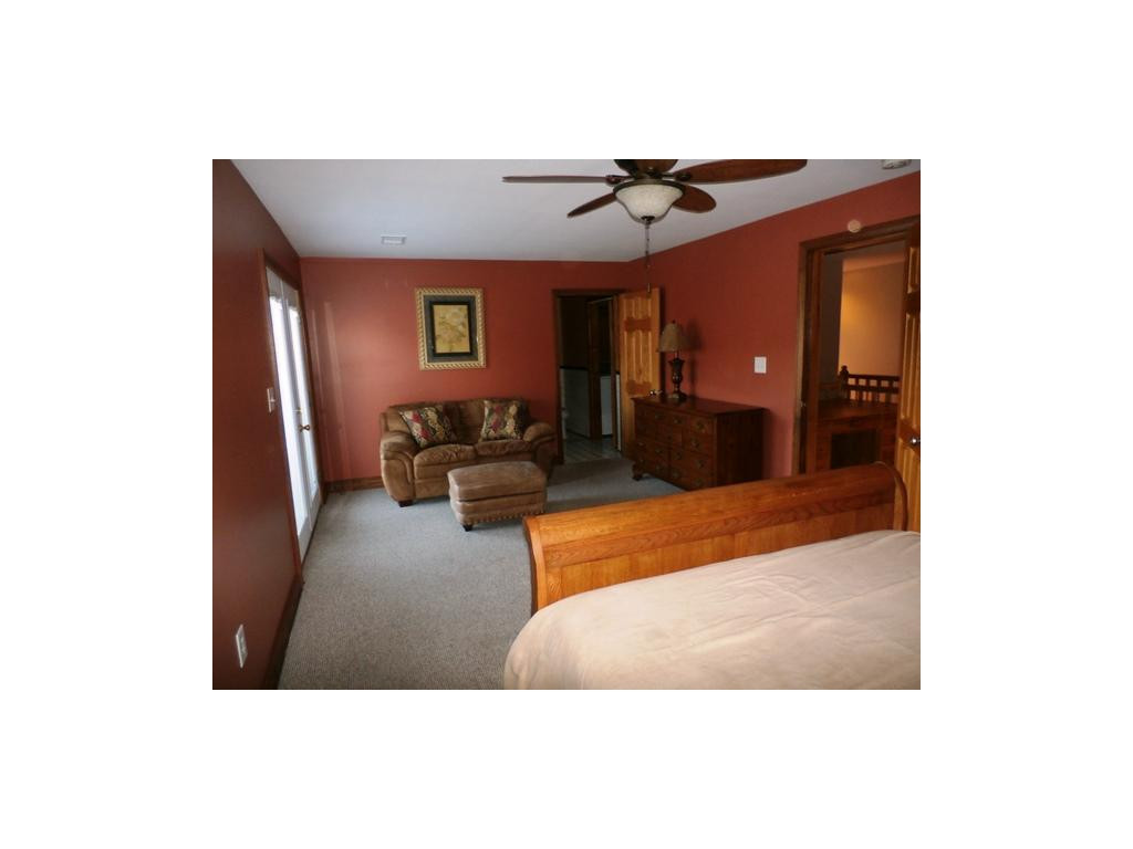 871 Piercetown Road Butler, TN 37640 - Photo 10 of 22 Master Bedroom