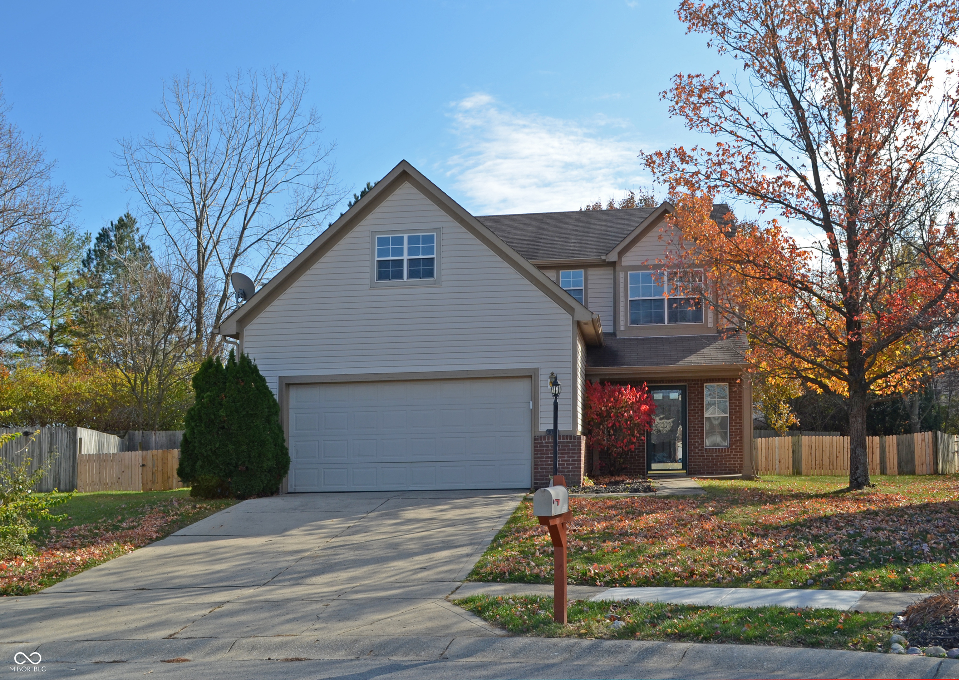 6389 Hillview Circle Fishers, IN 46038 - Photo 1 of 25