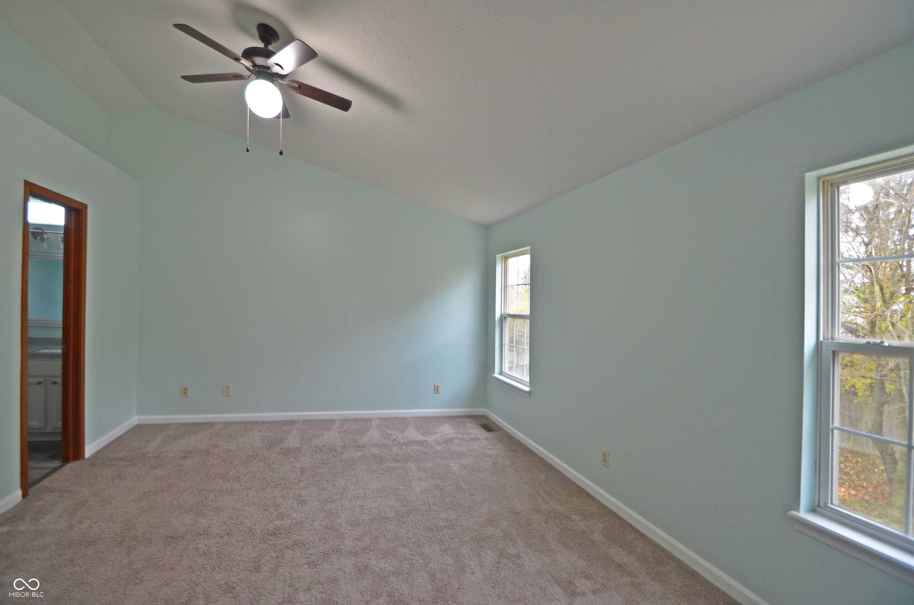 6389 Hillview Circle Fishers, IN 46038 - Photo 13 of 25