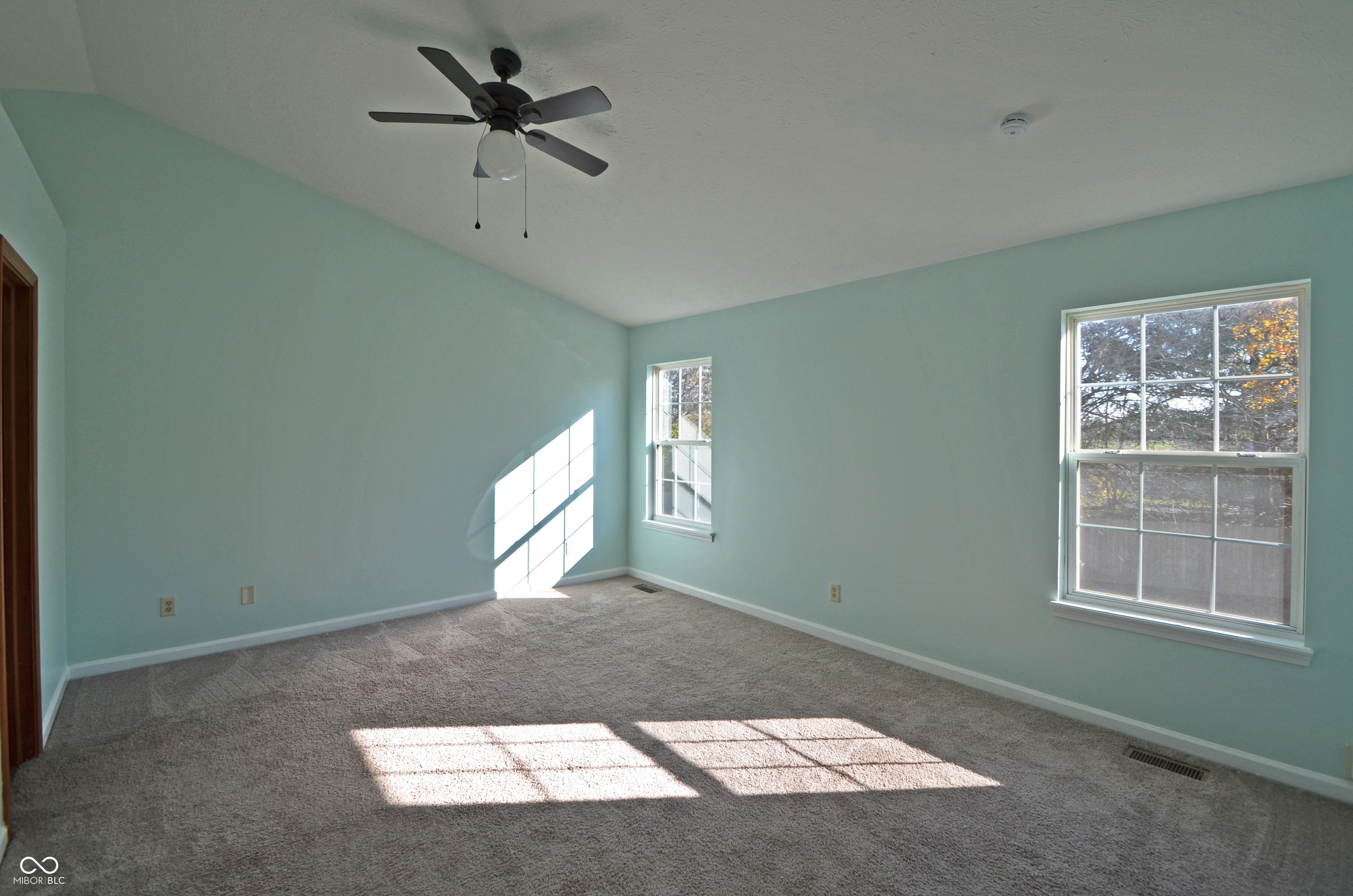 6389 Hillview Circle Fishers, IN 46038 - Photo 15 of 25