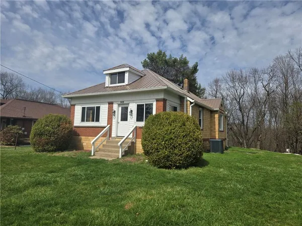 $345,000 | 1425 Barclay Hill Road, Beaver, PA 15009