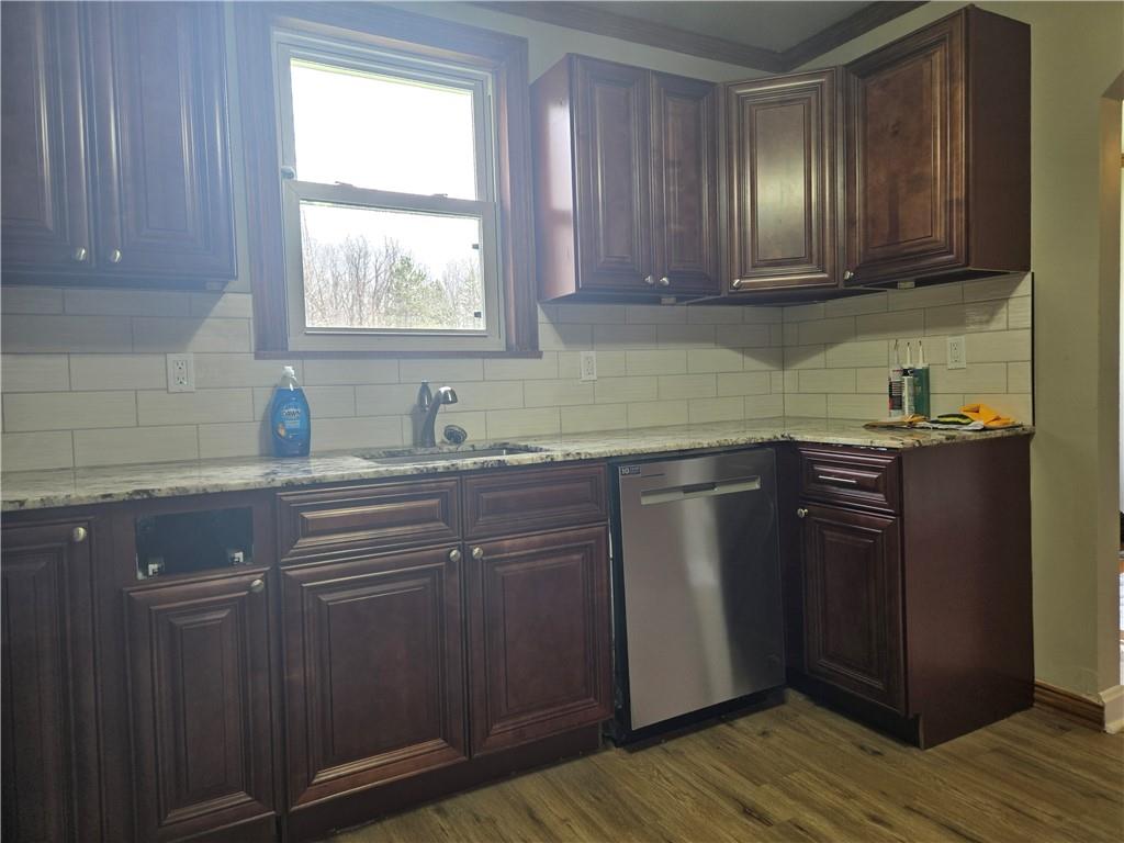 1425 Barclay Hill Road Beaver, PA 15009 - Photo 4 of 30 Newer appliances