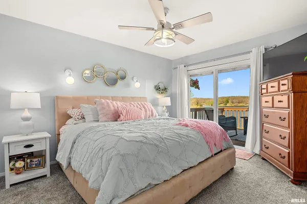 $750,000 | 12 Hillside Court, Dahinda, IL 61428