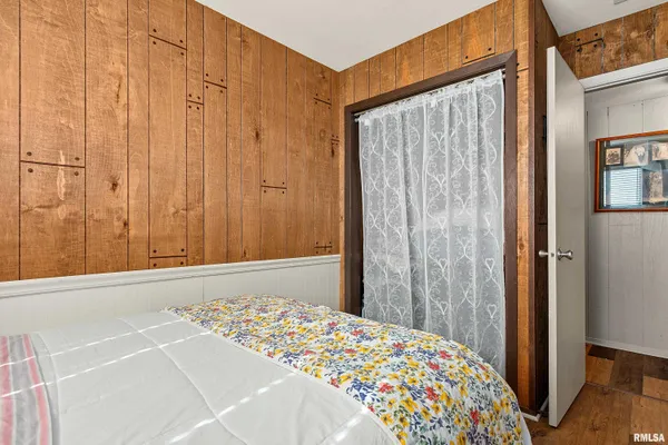 $750,000 | 12 Hillside Court, Dahinda, IL 61428