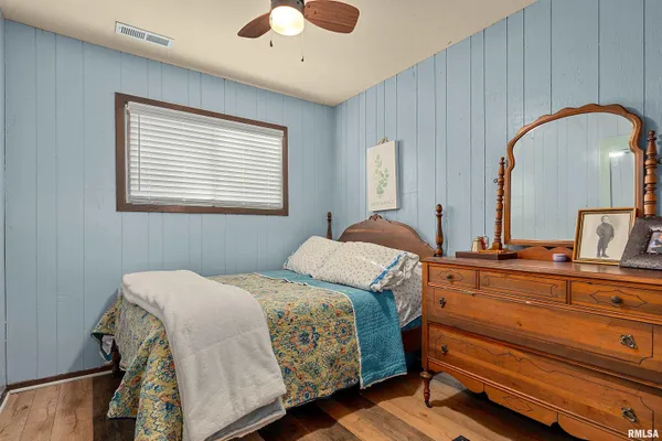 $750,000 | 12 Hillside Court, Dahinda, IL 61428